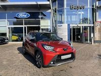 Neu Toyota Aygo X X-plore 72 PS (52 kW) 2025 Chili red perleffekt/dach myst SUV