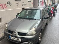 Gebraucht Renault Clio II 2004 Grau Kleinwagen