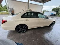 Gebraucht Mercedes E220 195 PS (143 kW) 2019 Beige Limousine