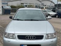 Gebraucht Audi A3 106 PS (77 kW) 1997 Silber Kleinwagen