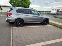 Gebraucht BMW X5 Sport Line 313 PS (230 kW) 2015 Grau SUV