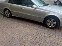 Gebraucht Mercedes E320 204 PS (150 kW) 2003 Silber Limousine