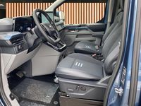 Neu Ford Tourneo Active 170 PS (125 kW) 2026 Blau Van / Kleinbus