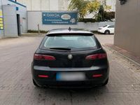 Gebraucht Alfa Romeo 159 200 PS (147 kW) 2011 Schwarz Kombi