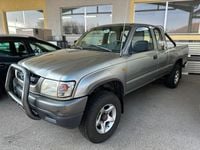 Gebraucht Toyota HiLux 102 PS (75 kW) 2001 Silber Pickup