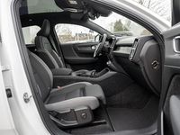 Gebraucht Volvo C40 Core 169 kW (231 PS) 2022 Crystal weiss SUV