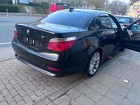 Gebraucht BMW 524 218 PS (160 kW) 2005 Schwarz Limousine