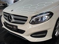 Gebraucht Mercedes B200 Business 156 PS (114 kW) 2017 Weiß Van / Kleinbus