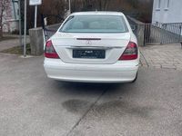 Gebraucht Mercedes E280 Elegance 190 PS (139 kW) 2006 Weiß Limousine