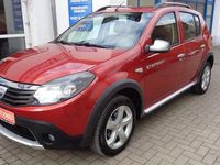 Gebraucht Dacia Sandero Stepway 84 PS (61 kW) 2011 Rot Limousine
