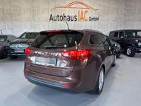Gebraucht Kia Ceed Sportswagon Platinum Edition 135 PS (99 kW) 2014 Braun Kombi