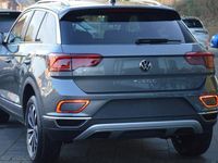 Neu VW T-Roc Style 150 PS (110 kW) 2025 Grau SUV