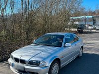 Gebraucht BMW 320 170 PS (125 kW) 2002 Silber Coupé