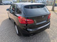 Gebraucht BMW 220 Active Tourer 192 PS (141 kW) 2018 Schwarz Van / Kleinbus