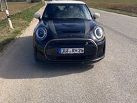 Gebraucht Mini Cooper SE Resolute Edition 135 kW (184 PS) 2023 Schwarz Kleinwagen