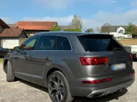 Usado Audi Q7 Ambiente 333 HP (244 kW) 2017 Cinzento SUV