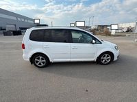Gebraucht VW Touran Highline 140 PS (102 kW) 2010 Weiß Van / Kleinbus