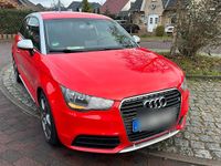 Gebraucht Audi A1 Design 85 PS (62 kW) 2012 Rot Kleinwagen