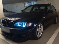 Gebraucht BMW 330 Sport Line 231 PS (169 kW) 2004 Blau Limousine