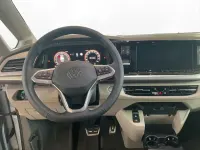 Używany VW T7 Style 150 KM (110 kW) 2025 Srebrny Van