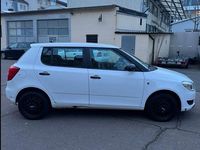 Gebraucht Skoda Fabia Ambition 60 PS (44 kW) 2015 Weiß Limousine
