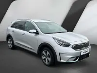 Używany Kia Niro Vision 141 KM (103 kW) 2018 Srebrny SUV