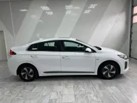 Gebraucht Hyundai Ioniq Style 105 PS (77 kW) 2017 Weiß Kleinwagen