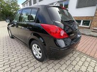 Gebraucht Nissan Tiida Acenta 110 PS (80 kW) 2011 Schwarz Limousine