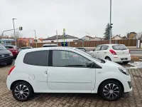 Gebraucht Renault Twingo Night&Day 75 PS (55 kW) 2011 Weiß Kleinwagen