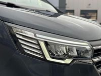 Gebraucht Renault Trafic Life 145 PS (106 kW) 2022 Grau Van / Kleinbus