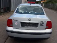 Gebraucht VW Passat 125 PS (91 kW) 1997 Silber Limousine