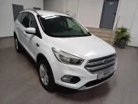 Gebraucht Ford Kuga Trend 120 PS (88 kW) 2019 Weiß SUV