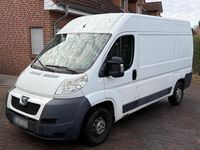 Gebraucht Peugeot Boxer 178 PS (130 kW) 2014 Weiß Van