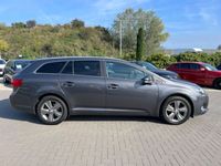 gebraucht Toyota Avensis Combi 1,8-l-Valvematic Edition