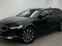 Gebraucht Volvo V90 CC Plus 197 PS (144 kW) 2024 Schwarz Kombi