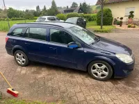 Używany Opel Astra Edition 101 KM (74 kW) 2007 Niebieski Sedan/Limuzyna