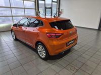 Gebraucht Renault Clio V Intens 91 PS (66 kW) 2022 Orange Limousine