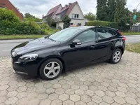 Gebraucht Volvo V40 120 PS (88 kW) 2016 Schwarz Limousine