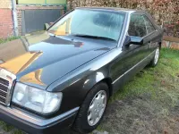 Gebraucht Mercedes 230 132 PS (97 kW) 1992 Schwarz Coupé
