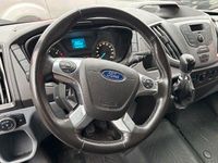 Second-hand Ford Transit Trend 105 CP (77 kW) 2017 Roșu Break