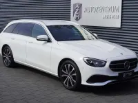 Gebraucht Mercedes E300 306 PS (225 kW) 2022 Polarweiss Kombi