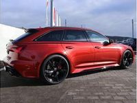 Gebraucht Audi RS6 Performance 630 PS (463 kW) 2025 Rot (grenadinerot metallic) Kombi