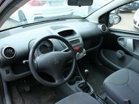 Gebraucht Peugeot 107 Filou 68 PS (50 kW) 2006 Schwarz metallic Kleinwagen