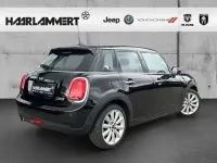 Gebraucht Mini Cooper 136 PS (100 kW) 2018 Schwarz Kleinwagen