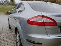 Gebraucht Ford Mondeo 125 PS (91 kW) 2009 Limousine