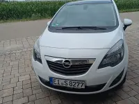Gebraucht Opel Meriva Color Edition 120 PS (88 kW) 2011 Weiß Van / Kleinbus