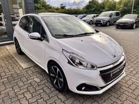 Gebraucht Peugeot 208 Allure 102 PS (75 kW) 2019 Weiß Kleinwagen