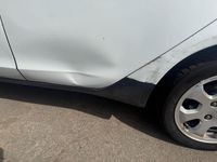 Gebraucht Mitsubishi Colt 95 PS (69 kW) 2011 Weiß Kleinwagen