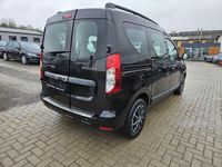 Gebraucht Dacia Dokker Lauréate 116 PS (85 kW) 2016 Van / Kleinbus