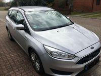 Gebraucht Ford Focus Trend 120 PS (88 kW) 2015 Silber Kombi